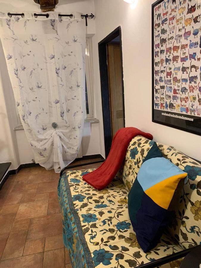 Le Parole Del Gatto Apartman Genova Kültér fotó